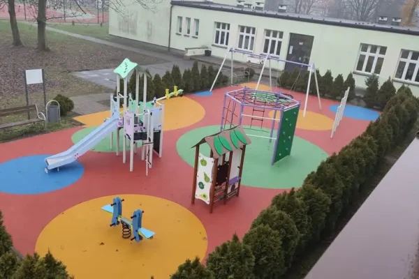 Debata kandydatów na przewodniczącego samorządu uczniowskiego w ZSP4 Mikołów