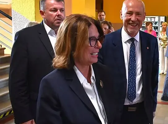 Inauguracja roku akademickiego PUTW w Mikołowie z udziałem marszałkini Senatu