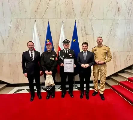Młodzieżowa Drużyna Pożarnicza z Łazisk Górnych nagrodzona w Katowicach