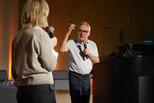 Konferencja „Korzenie i Skrzydła” w Katowicach – jak wzmacniać odporność psychiczną młodzieży?