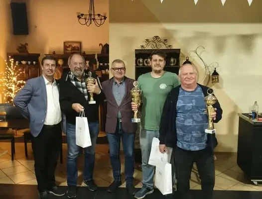 Turniej pamięci Ernesta Waloszyńskiego i Henryka Pukocza – zwyciężył Mateusz Dąbrowski