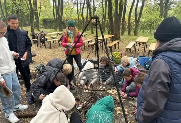 Klasa 6B na surwiwalowej wyprawie w Ogrodzie Botanicznym w Mikołowie